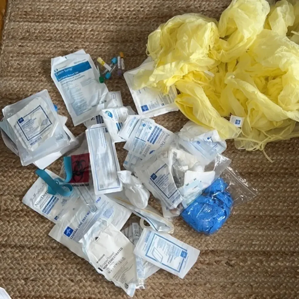 Nursing school practice equipment lot with duffel bag - Picture 1 of 4